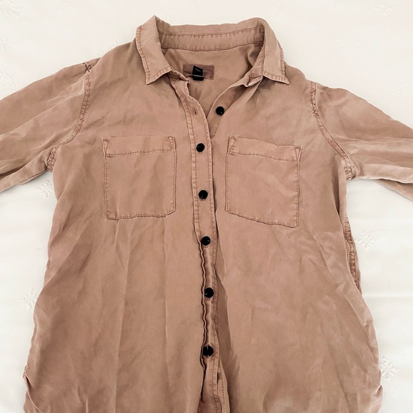 Flannel - Picture 1 of 2